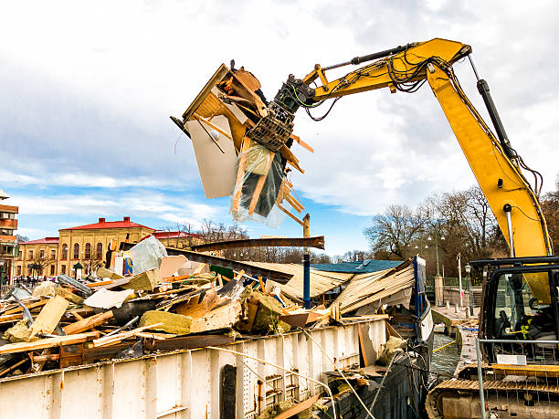 Best Construction Debris Removal  in Glasgow, MT